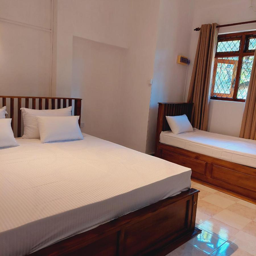 Golden Villa Kandy - "Free Pickup From Kandy " Εξωτερικό φωτογραφία